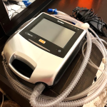 دستگاه ونتیلاتور پرتابل ResMed Astral 100