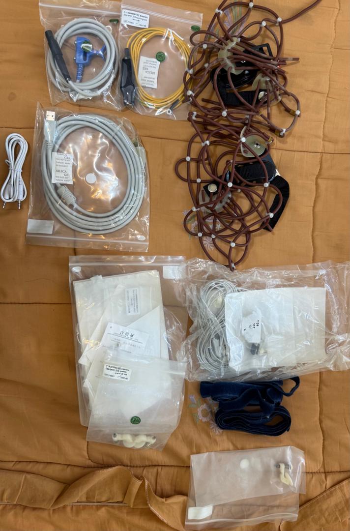 دستگاه نوروفیدبک EEG Contec KT88-2400 دست دوم