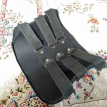 کمربند طبی دارای پد چسپی